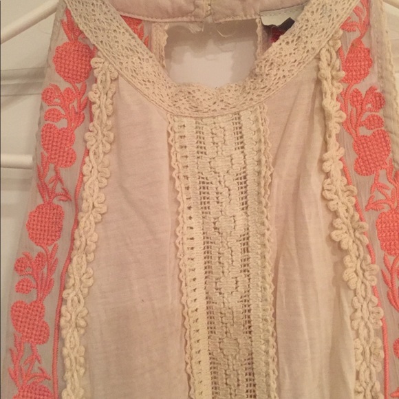 Fun breezy boho top! Size S by Paper Crane - Picture 9 of 11